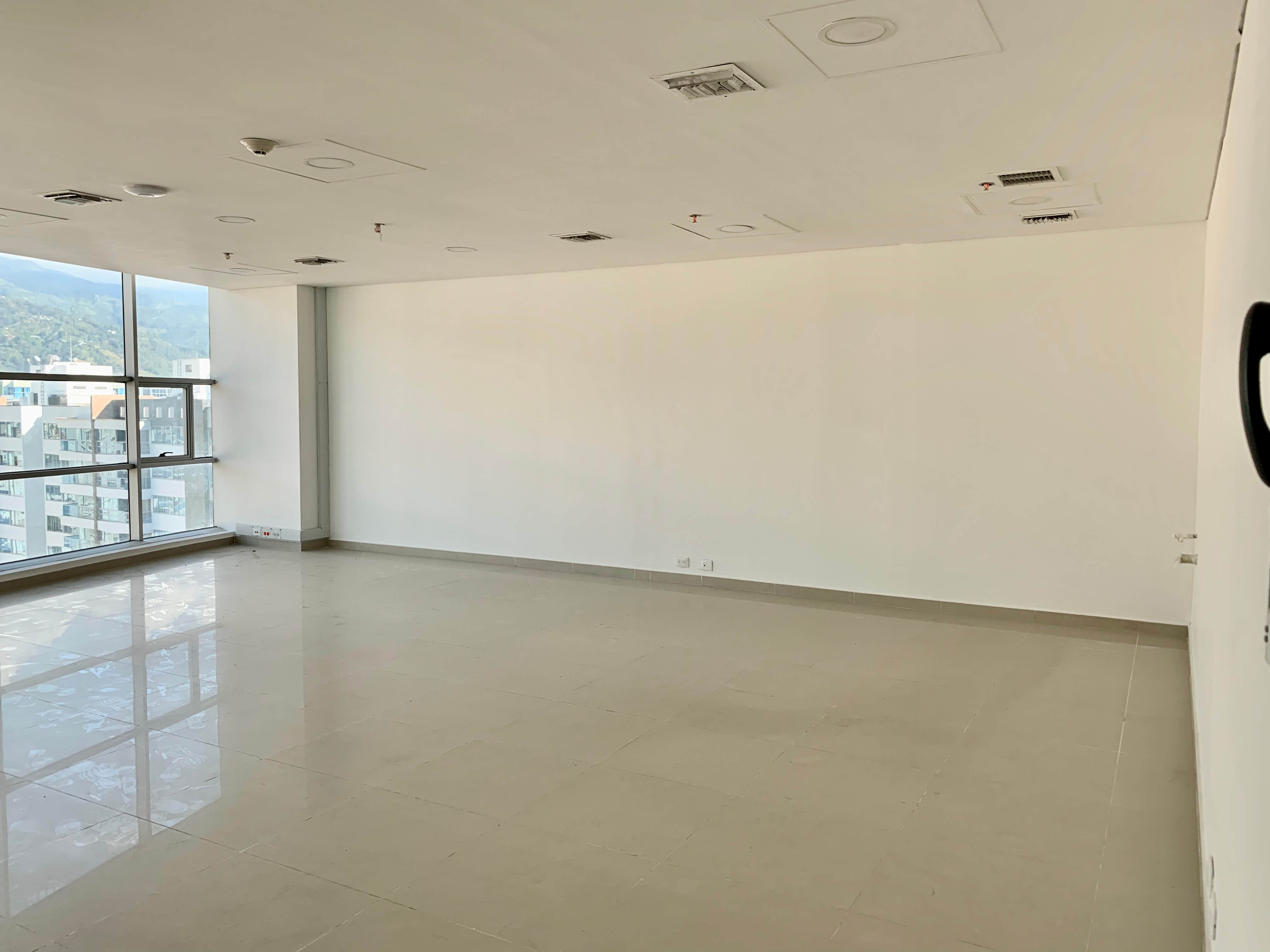 Venta Oficina Centro Empresarial Cacique